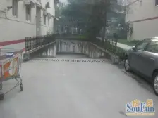 芙蓉花园 4室2厅 西南