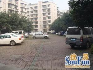 金鱼街5号3室1厅东南