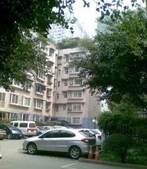 水岸花园 4室1厅 东南