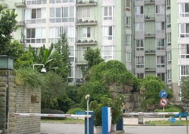 小区相关图