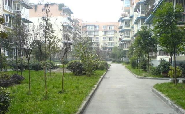 小区相关图