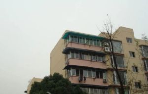 烽火新区4室1厅东南