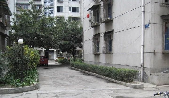 小区相关图