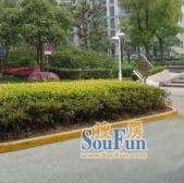 新南路83号3室1厅东南