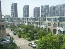 奥林清华三区大四房纯毛坯看房方便送两个车位送储藏室