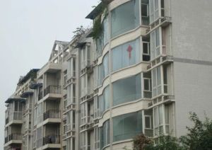 锦绣天骄 4室1厅 南