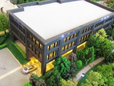 房子满五唯一,精装修, 地铁口盘,房东诚心出售!