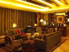 棕榈泉自住装修 板式通透户型 位置安静 另有产权车位