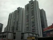 商圈旁巴山地铁口 精装一室 户型方正