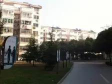 诚心出售!梅石小区装修复试房,保养好,看房方便,有自行车库