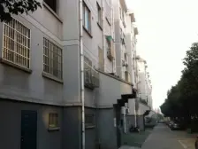 诚心出售!梅石小区装修复试房房,保养好,看房方便,有自行车库