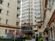 两室两厅朝南户型,客厅二次采光,厨房带窗户