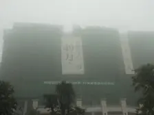 车位性质 附带二层 负一楼可停车 一楼外有200平花园