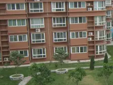 电梯复试,精装修,河景房,带楼顶花园