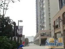 次新小区,地铁口,朝南三房,温馨舒适