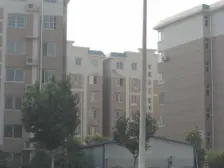 一楼带院复式 可以住也可做生意 看房随时 价格可商量