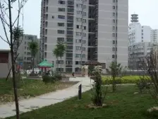 翡翠城 不临街路 精装三房 诚心出售 看房方便