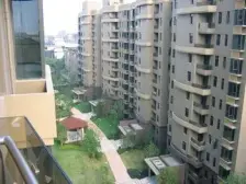 恒茂国际都会 南北通透,采光好 装修好,环镜优美 近地铁 中间楼层