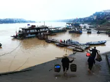 半岛明珠大三房 视野开阔户型好 清水房