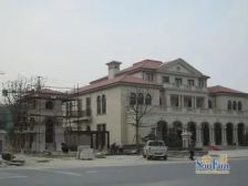 顺发御园一期品质装修大独栋沿河大花园诚心出售