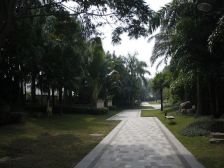 誉景名居边位780万,带装修的,大花园有车位