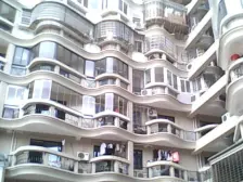 09年房通透格局,楼层好,视野宽阔,采光充足,配套全