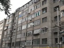 通渭路2楼采光无遮挡,有院子,空置看房方便提前联系