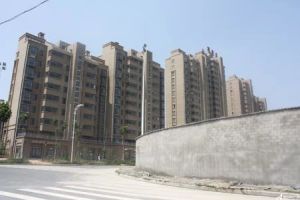 户型方正 看房方便 格局规整 位置很安静