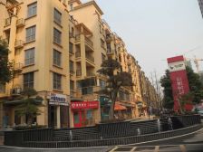 香江水岸新城小区中间双拼别墅,业主诚心出售