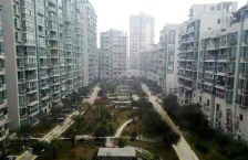 通江片区,优质小区通透的户型,交通购物及其方便