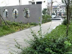 体育馆,精装3房两卫,家具家电齐全,读书方便