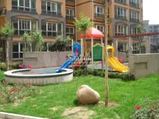 铁路局 中间楼层南北通透 两室一厅