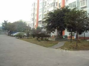 东湖景苑3室2厅南