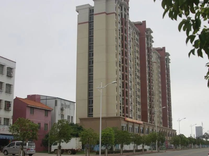 小区相关图