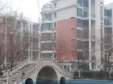 亚星新村小区采光好,小区地段好,物业费用低