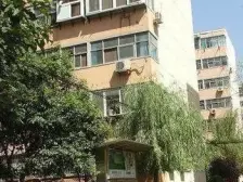 航海路京广路家属院 南北通透三房两厅 一楼带个院子