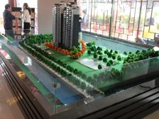 56.8万购观景文府大两室,下楼就是滨江路。
