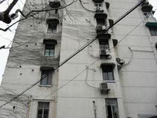 衡山路,徐家汇公园旁,精致小户型三房,南北通透售后公房