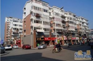 成熟社区 ,生活便利 ,此房户型方正 , 采光充足。