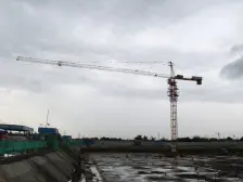 宇丰明苑花园 此房是顶层复式格局好