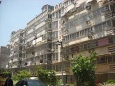 外滩小区,非顶层,价格含车库,急售