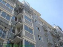 带车库朝南 简装 中层 近中南城 随时看房