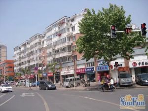 朝阳公寓, 地处成熟商圈、采光佳。双s