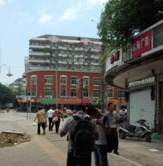 河下街,底层,3房2卫,大阳台,还带个15平方杂物间