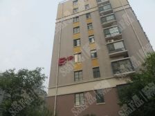 房子是精装修的,可以商量带车位,急售急售,价格好谈