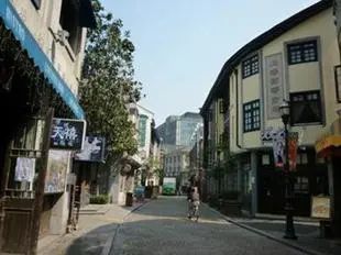 老外滩商住楼实景图