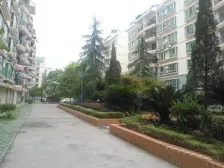 户型方正采光好3室2厅2卫 精装修满五