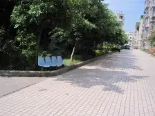 城北柏香林小区 大两室户型房正 采光没问题。