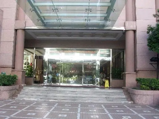 港澳中心实景图
