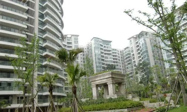 小区相关图